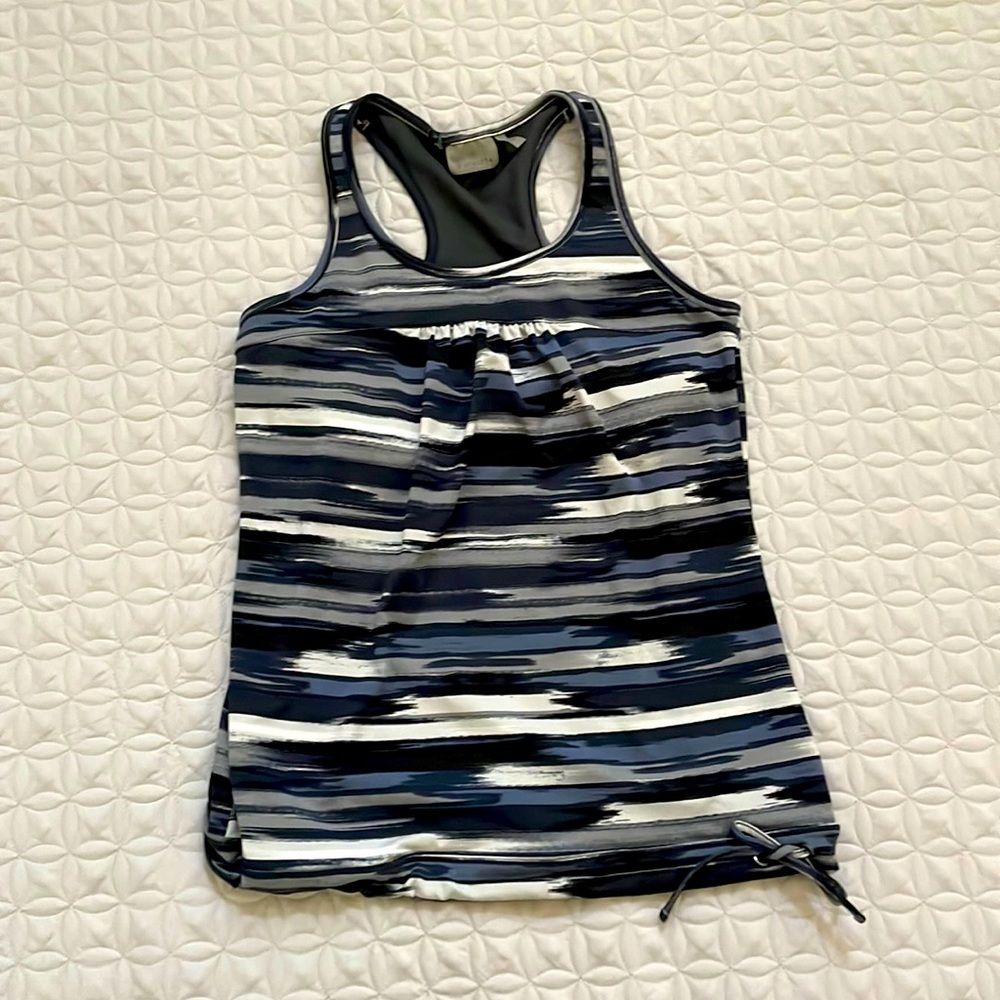 Althleta tank top. EUC
